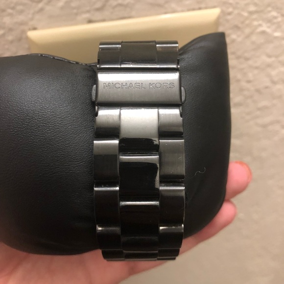 Men’s Michael Kors watch - Picture 2 of 5